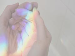 幻想的な空のカーテンを指先にふわり♡春にしたい、オーロラネイルのすゝめ。