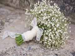 いつまでも無邪気で清らかな心を。かすみ草がつくりだす乙女な指先♡