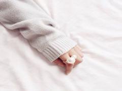 まるまるパールはモテのしるし。"ビッグパールネイル"で上品レディになろう♡