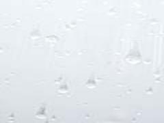 ぽつぽつ水滴が美しい。憂鬱な雨の美しさを閉じ込めるたらしこみネイル