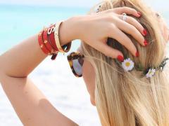 時期を間違えたら失敗。夏にやるから魅力的なんです。#海ネイル15選