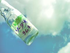 ぴゅあガーリーが溢れ出す♡夏に輝くクリアネイルでさりげない可愛さをゲット