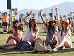 今年は「マーブルネイル」で楽しい夏を過ごしましょう！