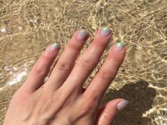 「海と言えば？」の連想ゲーム。海にまつわる3つのネイルで夏準備はOK♡