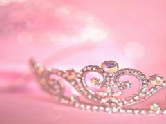 ”プリンセスになりたいの…♡”1日お姫様体験ができる、夢の国内スポット3選