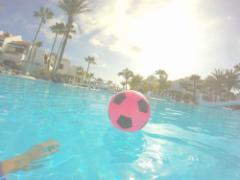 リゾート行くなら、爪も一緒に♡南国気分になれるボタニカルネイル20選