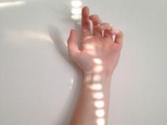 宿せ、抜け感。シアーネイルで演じる透明度100％アンニュイガール