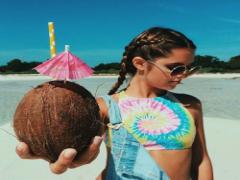 指先から涼しさを。乙女心くすぐるクリアネイルで暑い夏を乗り切ろう♡