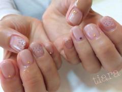 ミルキーカラーがPOINT♡強さは出さない"やわらか雰囲気"のヒョウ柄ネイル