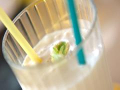 暑い日に飲みたい！ 爽やかな甘酸っぱさ「パイナップルシェイク」