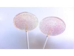 ころんと丸く夏色のせて。セルフでもできるカラフル甘いあめ玉ネイル