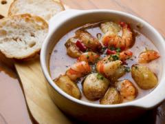 女子会の一品に◎オリーブオイルを堪能できるスペイン料理のアヒージョレシピ