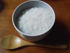 白ごはんを「おかゆ」にかえるだけ！１食で１００ｋｃａｌも減らせる、超簡単ダイエット
