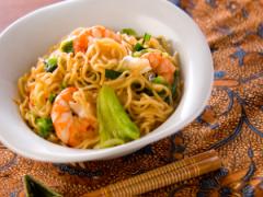ぷりぷり＆シャキシャキ感がたまらない！ 「エビとレタスの焼きそば」