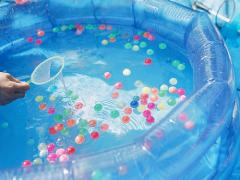 暑い夏を指先から涼しくしましょ♡夏にぴったりのひんやり爽やかネイル4選