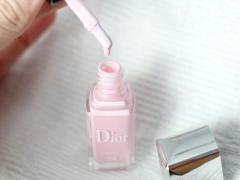 色だけでなく、質感で選ぶ時代。褒められ必須♡ファッショニスタな3Dネイル図鑑