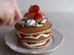 【保存版】ホイップクリーム余る問題解決▷冷凍保存の方法とレシピ紹介