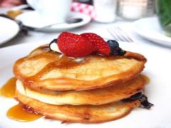 ふんわり優しい口当たりと、自然な甘みを頬張るの♡進化形スフレパンケーキ3店