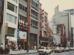 〔全国〕昭和のロマンに誘われて。"レトロ看板"が目印のスポット4選