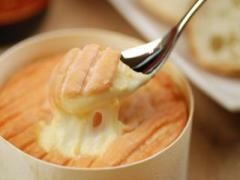 口に入れたら噛む前にふわ～ん♡ローソンから「フレッシュチーズケーキ」が新発売