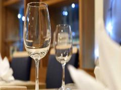 お酒も料理も楽しめる六本木周辺のバー♡デートや女子会にも