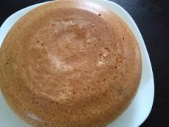 ふんわり、もっちり、分厚く焼けた。このケーキのおいしさの秘密は“炊飯器”でした