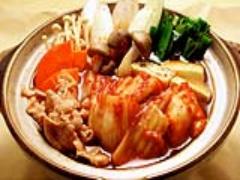 みんなでつつく楽しさが虜です。定番から変化球まで鍋パーティーの主役レシピ12選