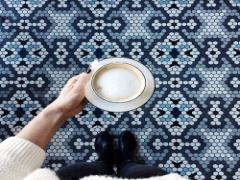 コーヒーミルク、魔法の〝2層〟に恋煩い。オレグラッセが飲める喫茶店3選