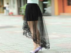 ドキッっと色気を漂わせて♡ハロウィンにもぴったりなシースルーネイルデザイン14選