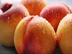 ピーチと紅茶のとろけるコラボ。スターバックスより新作フラペチーノ＆ティーが登場