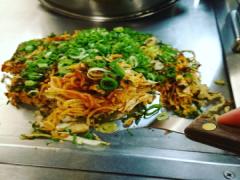 本場の広島焼きを食べてみよう！おなかいっぱいになれる幸せ♪