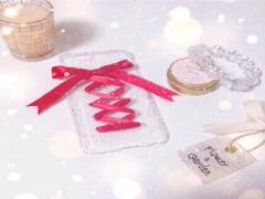 かわいいのはケースだけ？編み上げの魔法に掛かる"手元おそろ"なネイルデザイン