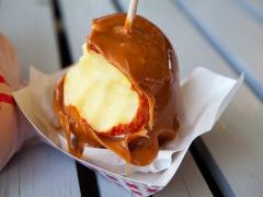 じゅわっと果汁溢れる。"丸ごとスイーツ"でフルーツを余すことなく堪能して