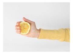 “ほほ檸檬”をしてみない？瀬戸内海・豊島「檸檬ホテル」で過ごす贅沢時間