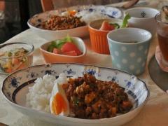 2日目のカレーは美味しいでしょ？作りすぎちゃった時におすすめのカレーリメイクレシピ