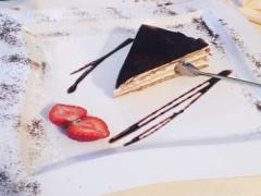 たまには贅沢をしてもいいでしょ？高級スイーツを食べに行きたいんです