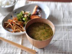 まるで、あおさ？ 簡単で栄養たっぷり「青のりの味噌汁」