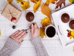 MERYエディターの秋ネイル♡ ハッシュタグ投稿でネイルグッズを手に入れて