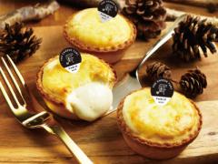 クリスマスの特別を贅沢に。パブロの12月の新作は『たっぷりいちごのチーズタルト』