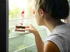 小腹が空いた夜食時のポイントとおすすめ食べ物