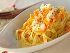 タラの旨みが溶けだす ニンジンとタラのフェットチーネ