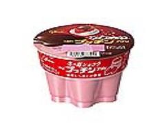 お皿にプッチンすれば、苺入りのピンクのプリンが花開く！期間限定『プッチンプリン 冬の