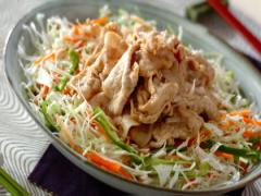 野菜もお肉もたっぷり食べられる！ 焼きしゃぶサラダ