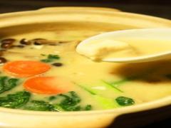 美味しくて綺麗になれる♡スープも残さず堪能したい美容に良い鍋レシピ