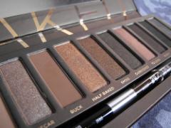 ひと塗りで深みとくすみをプラス？リンメルの“スモーキートップコート”が知りたい