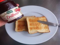 1日200コ完売の幻の高級食パン。いつもの朝を格上げする"ご褒美デニッシュ"