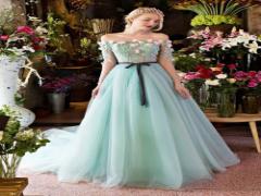 お姫様になる夢叶っちゃいました。お菓子の城で可愛いプリンセスになるんです♡