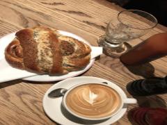 出来立てのパンが食べたいから。イートインスペースのあるパン屋【小田急線】