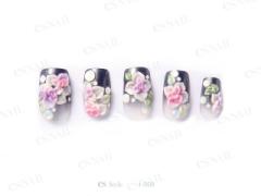 あなたが主役の成人式は指先までオシャレして♡カラー別“和柄ネイル”カタログ