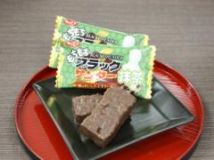 ブラックサンダー史上初“もちもち×ザクザク”食感 2つの新フレーバー